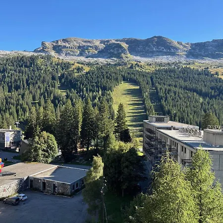 Lumineux Avec Balcon - Proche Des Pistes Et Commerces