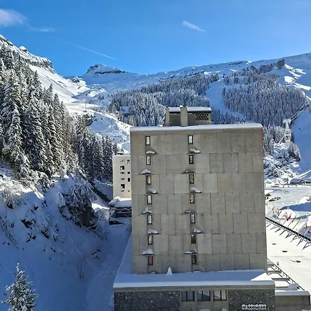 Lumineux Avec Balcon - Proche Des Pistes Et Commerces Araches-la-Frasse